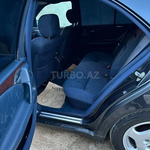 Mercedes E 240 1998, 396,852 km - 2.4 l - Ucar