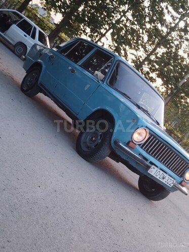 LADA (VAZ) 21011 1980, 879,995 km - 1.5 л - Salyan