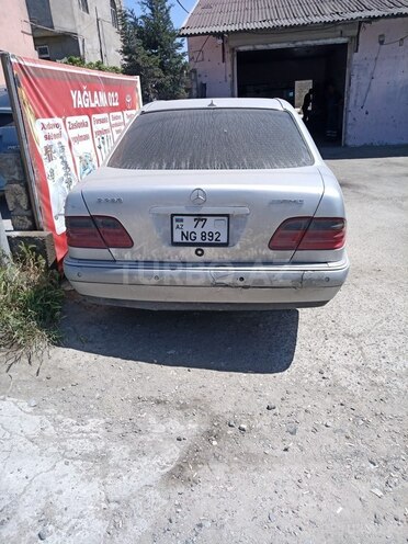 Mercedes E 230 1996, 350,000 km - 2.3 l - Bakı