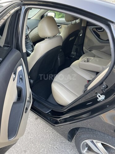 Hyundai Elantra 2015, 80,789 km - 1.8 л - Bakı