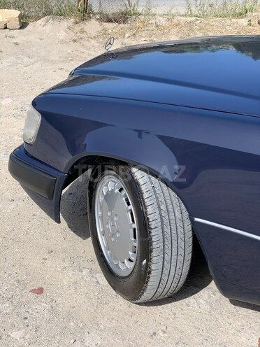 Mercedes E 230 1991, 444,444 km - 2.3 l - Sumqayıt
