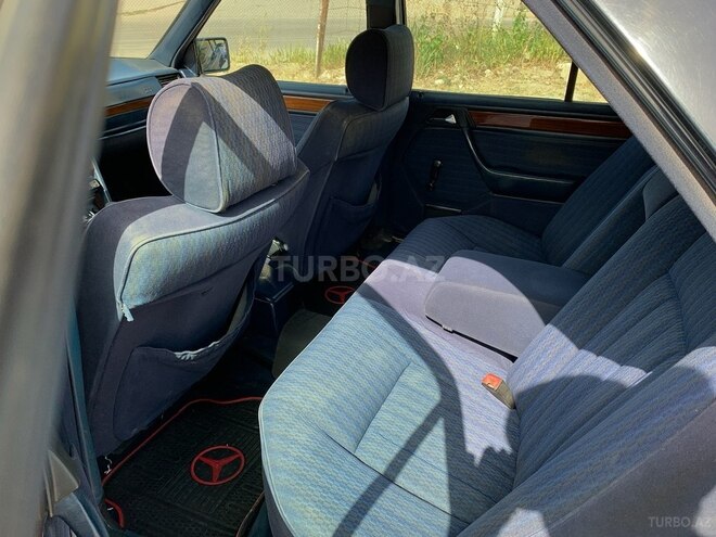 Mercedes E 230 1991, 444,444 km - 2.3 l - Sumqayıt