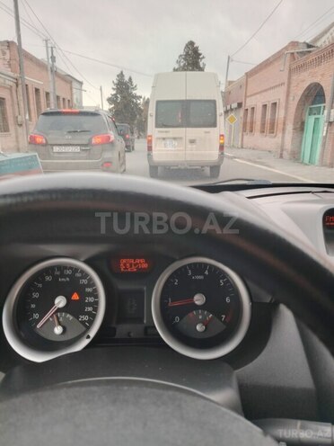Renault Megane 2005, 275,000 km - 1.4 l - Gəncə