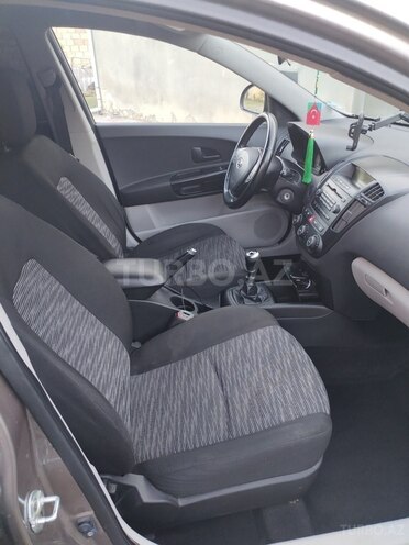 Kia Ceed 2008, 260,000 km - 1.4 л - Ağcabədi