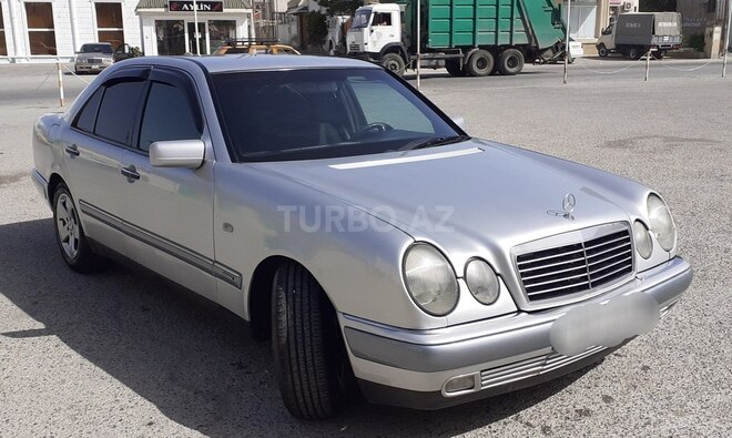 Mercedes E 200 1996, 365,000 km - 2.0 l - Bakı