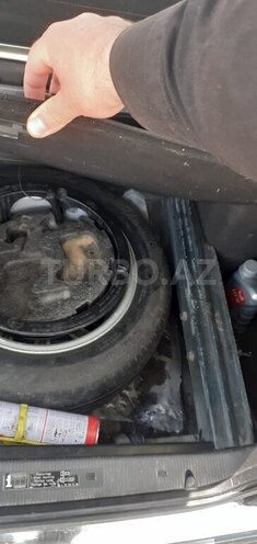Mercedes E 200 d 1998, 750,000 km - 2.2 л - Goranboy