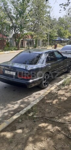 Mercedes E 200 d 1998, 750,000 km - 2.2 л - Goranboy