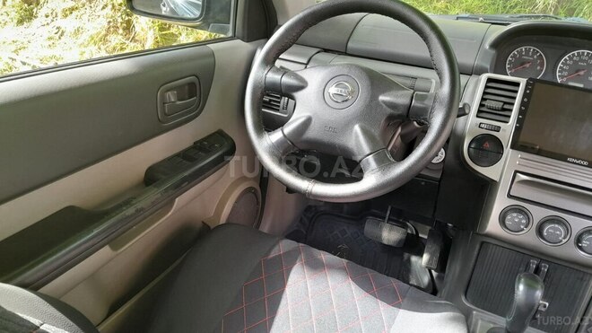 Nissan X-Trail 2004, 303,000 km - 2.0 l - Astara
