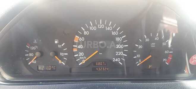 Mercedes C 180 1999, 432,324 km - 1.8 l - Bakı
