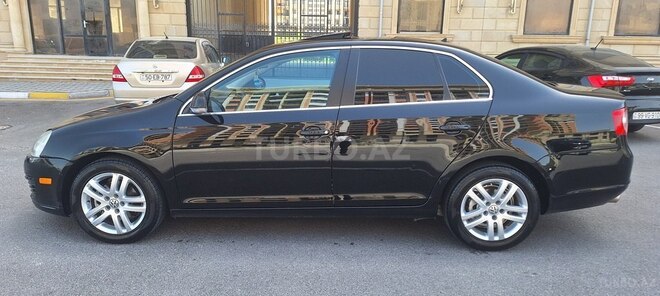 Volkswagen Jetta 2006, 296,345 km - 2.5 l - Bakı