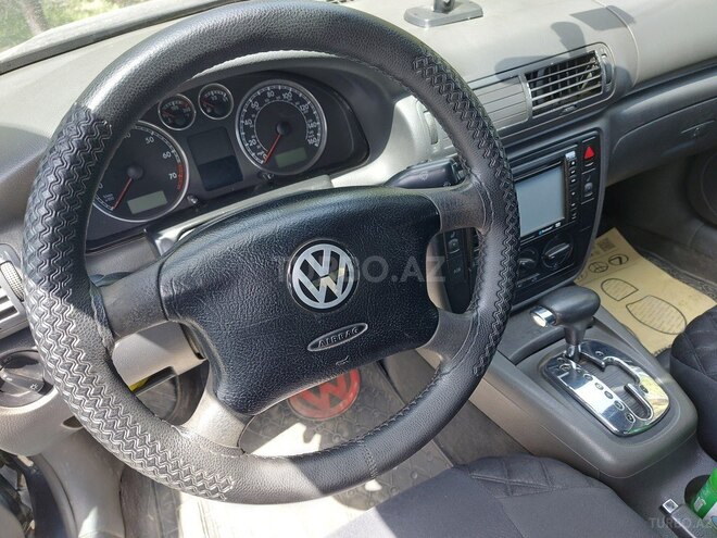 Volkswagen Passat 2004, 335,000 km - 1.8 л - Bakı