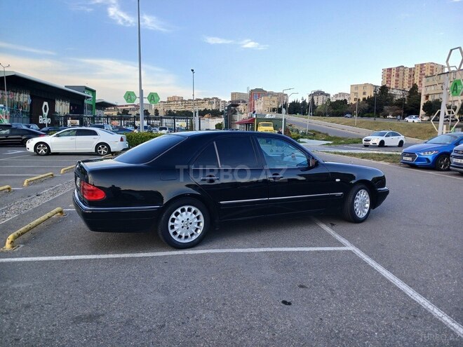 Mercedes E 200 1997, 427,000 km - 2.0 л - Bakı