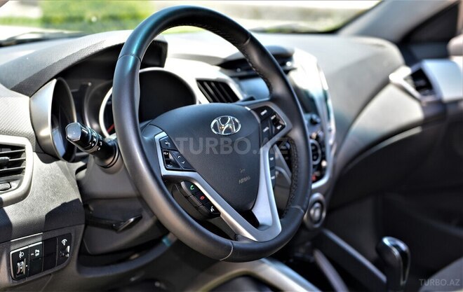 Hyundai Veloster 2011, 154,900 km - 1.6 l - Bakı