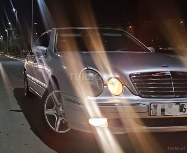Mercedes 240 D