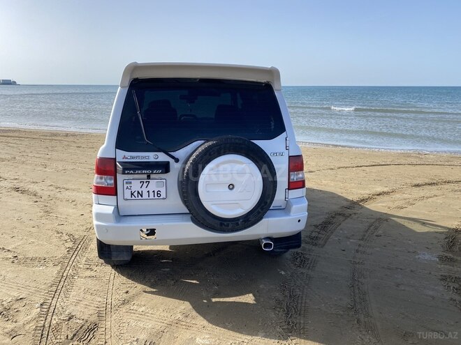 Mitsubishi Pajero io 2000, 320,000 km - 1.8 л - Bakı