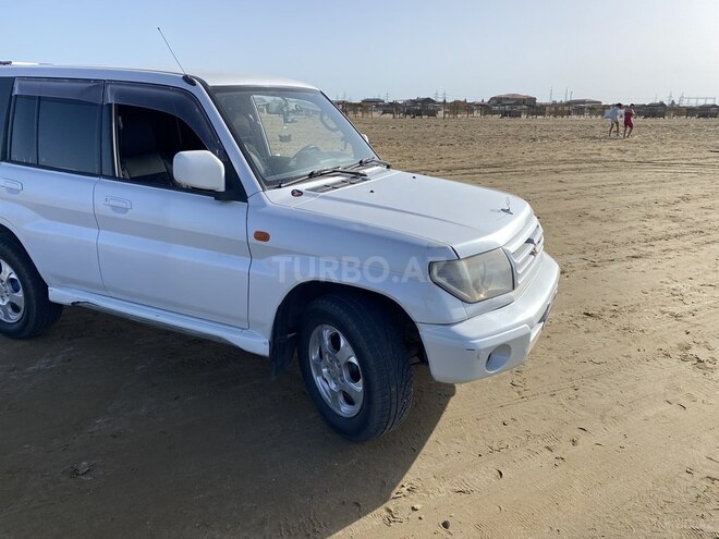 Mitsubishi Pajero io 2000, 320,000 km - 1.8 л - Bakı
