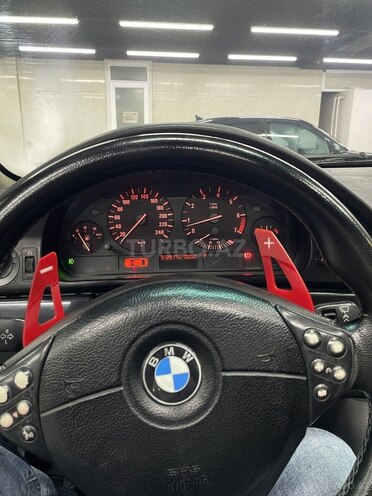 BMW 525 2002, 373,000 km - 2.5 l - Xırdalan