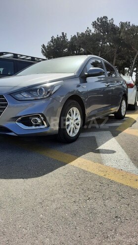 Hyundai Accent 2019, 98,700 km - 1.6 l - Bakı