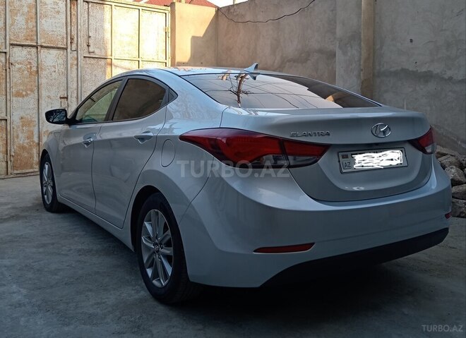 Hyundai Elantra 2015, 140,000 km - 1.8 l - Bakı