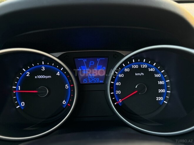 Hyundai ix35 2015, 157,000 km - 2.0 л - Bakı