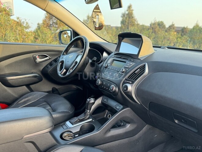 Hyundai ix35 2015, 157,000 km - 2.0 л - Bakı