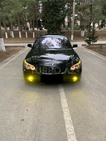 BMW 525 2003, 325,000 km - 2.5 l - Sumqayıt