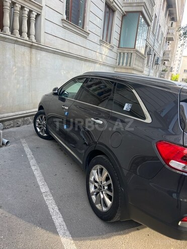 Kia Sorento-4