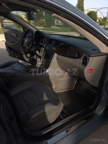 Mercedes CLS 55 AMG 2006, 200,000 km - 5.5 l - Xaçmaz