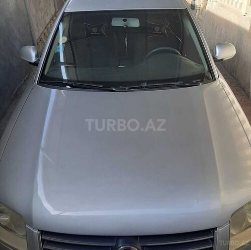Volkswagen Passat 2004, 198,800 km - 1.8 l - Naftalan