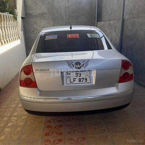 Volkswagen Passat 2004, 198,800 km - 1.8 l - Naftalan