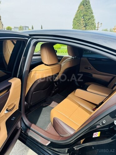 Lexus ES 250 2018, 81,300 km - 2.5 л - Gəncə