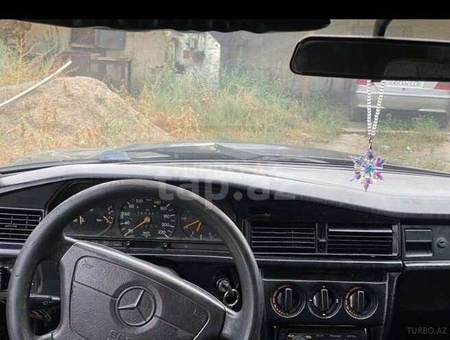 Mercedes 190 1993, 99,999 km - 1.8 л - Gəncə