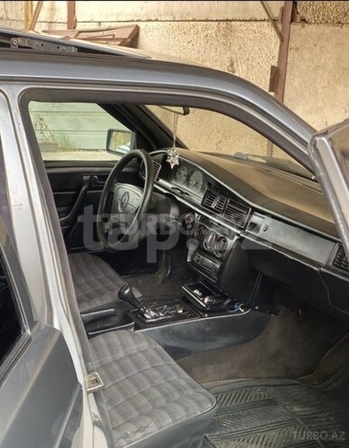 Mercedes 190 1993, 99,999 km - 1.8 л - Gəncə