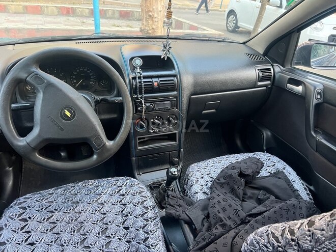 Opel Astra 2000, 400,000 km - 1.6 l - Sumqayıt