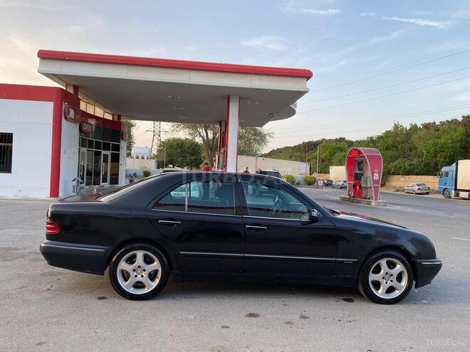 Mercedes E 220 d 2000, 400,000 km - 2.2 l - Bakı