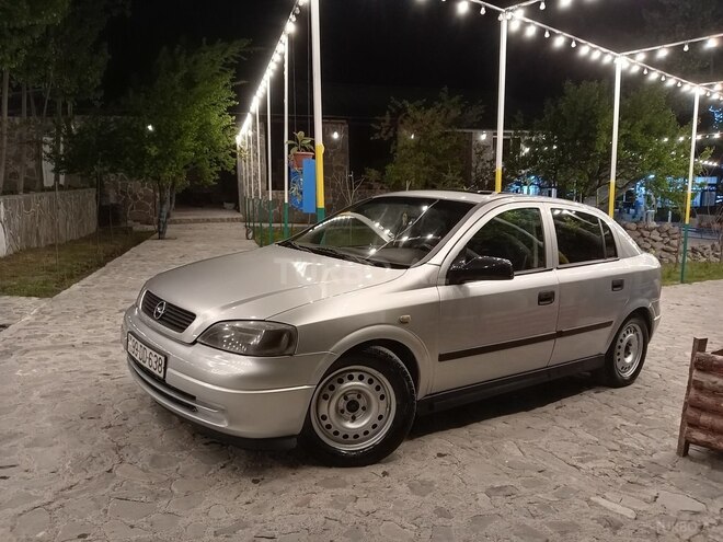 Opel Astra 2000, 235,000 km - 2.0 l - Qəbələ
