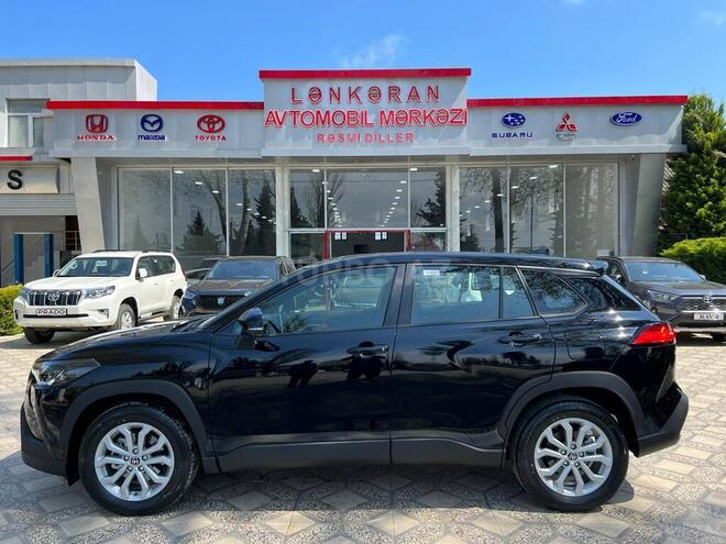 Toyota Corolla Cross-8