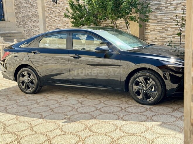 Hyundai Elantra 2022, 25,000 km - 1.6 l - Bakı