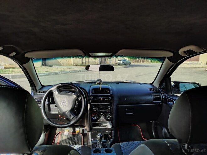 Opel Astra 1999, 350,000 km - 1.6 l - Yevlax