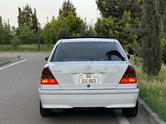 Mercedes C 230 1998, 222,000 km - 2.3 l - Saatlı