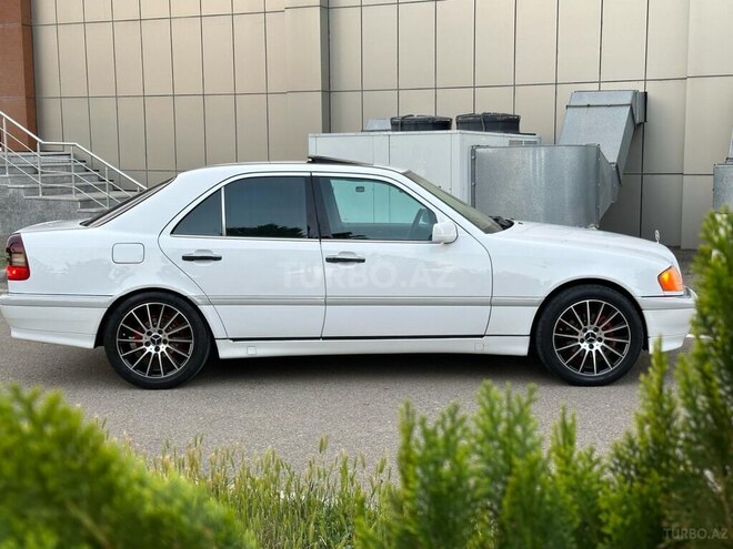 Mercedes C 230 1998, 222,000 km - 2.3 l - Saatlı