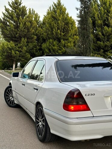 Mercedes C 230 1998, 222,000 km - 2.3 l - Saatlı