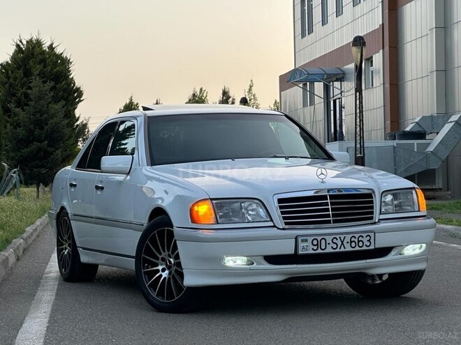 Mercedes C 230 1998, 222,000 km - 2.3 l - Saatlı
