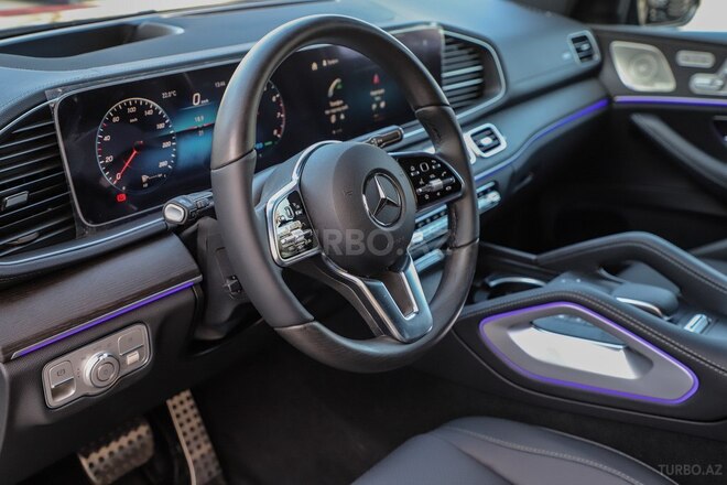 Mercedes GLS 450 4MATIC