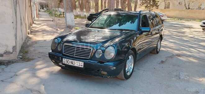 Mercedes E 220 1999, 234,765 km - 2.2 л - Sumqayıt