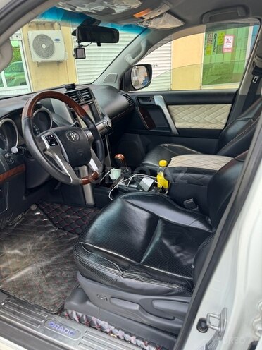 Toyota Land Cruiser Prado 2011, 208,000 km - 2.7 л - Bakı