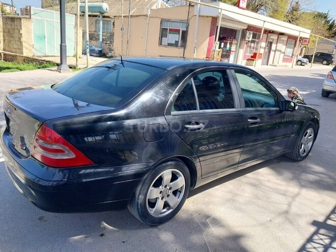 Mercedes C 180 2002, 308,000 km - 1.8 l - Bakı