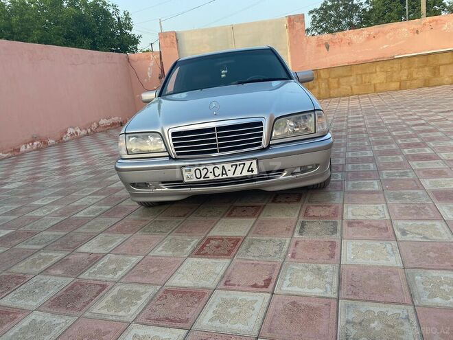 Mercedes C 240 2000, 143,111 km - 2.4 л - Ağdam