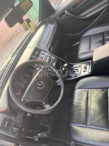 Mercedes C 240 2000, 143,111 km - 2.4 л - Ağdam