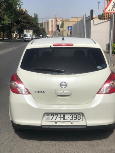 Nissan Tiida
